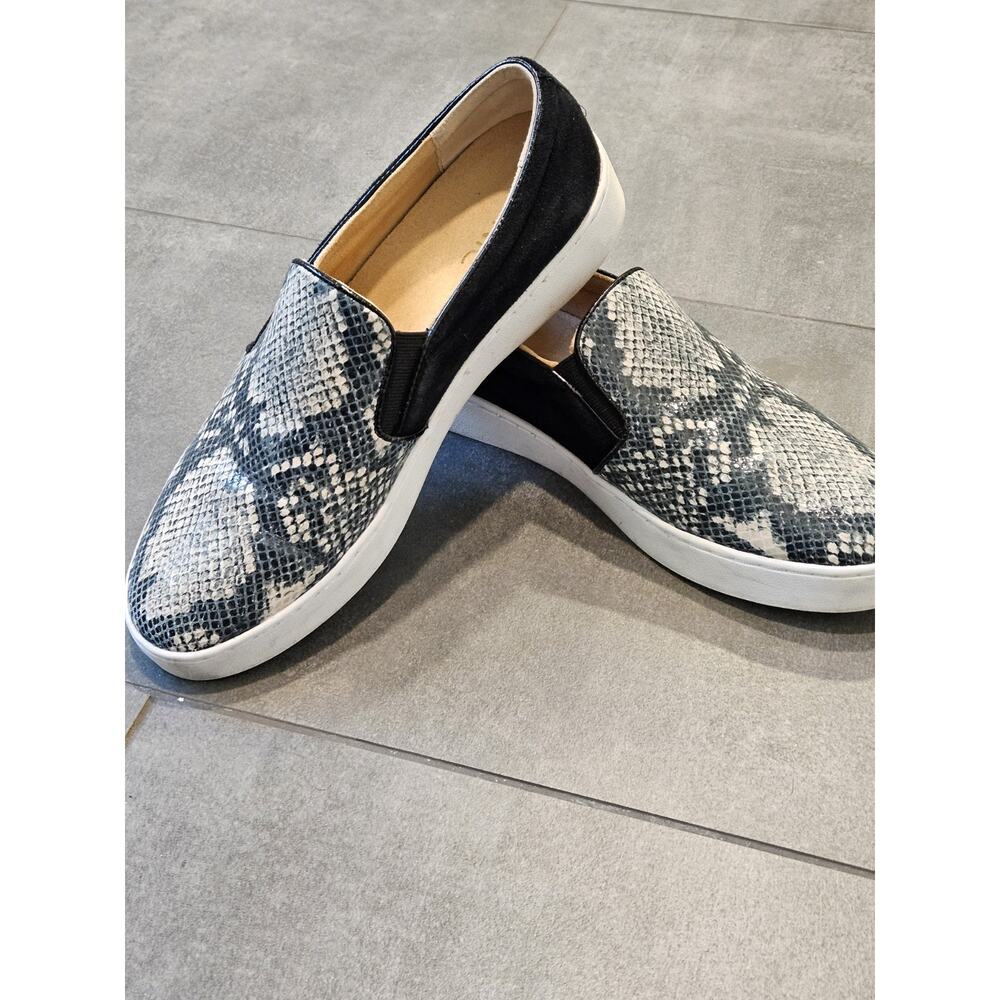 Vionic Size 8.5 Demetra Loafers Shoes Flats SlipOn Snakeskin Suede Black Comfort